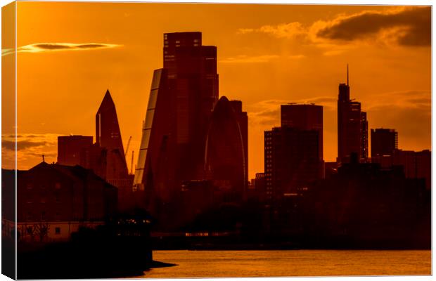 Sunset Over The City of London Canvas Print by peter tachauer