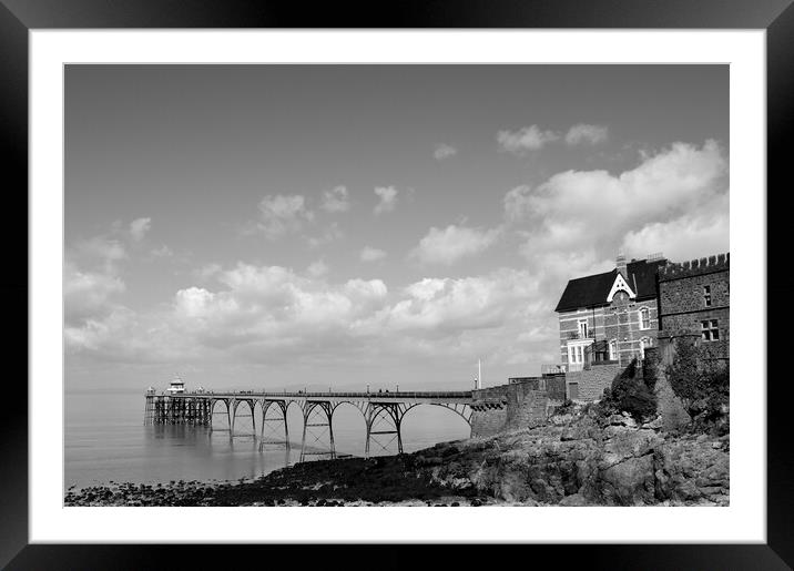 Clevedon Pier in black and white Framed Mounted Print by Ollie Hully