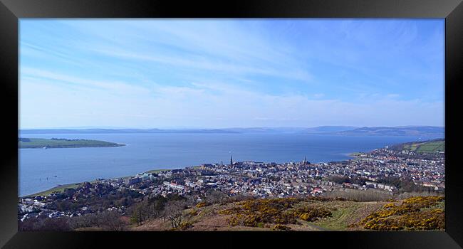 Largs on the Clyde Riviera Framed Print by Allan Durward Photography