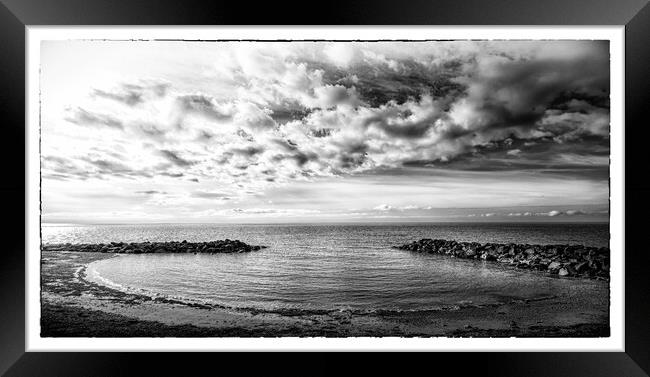 Oyster Bonchurch Beach Framed Print by Ian Johnston  LRPS