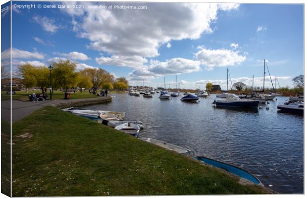 A walk along the River Stour at Christchurch Canvas Print by Derek Daniel