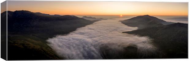Snowdonia Wales sunrise cloud inversion Canvas Print by Sonny Ryse