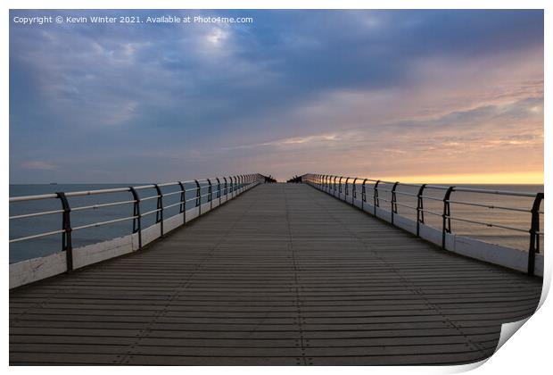Saltburn Pier at sunrise Print by Kevin Winter