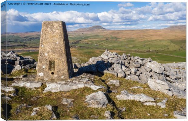 PEn-ghent above Stainforth in the Yorkshire Dales Canvas Print by Peter Stuart