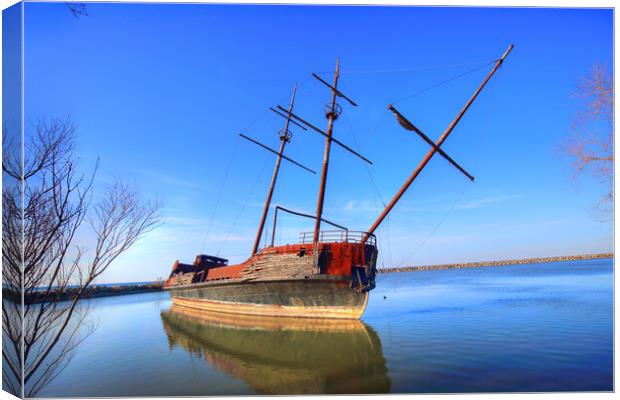 La Grande Hermine – Famous Abandoned Ship in Ontario lake on t Canvas Print by Elijah Lovkoff