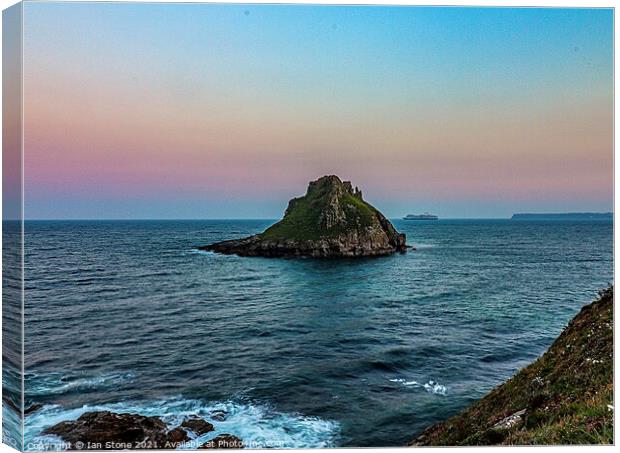 Majestic Sunset Over Thatcher Rock Canvas Print by Ian Stone