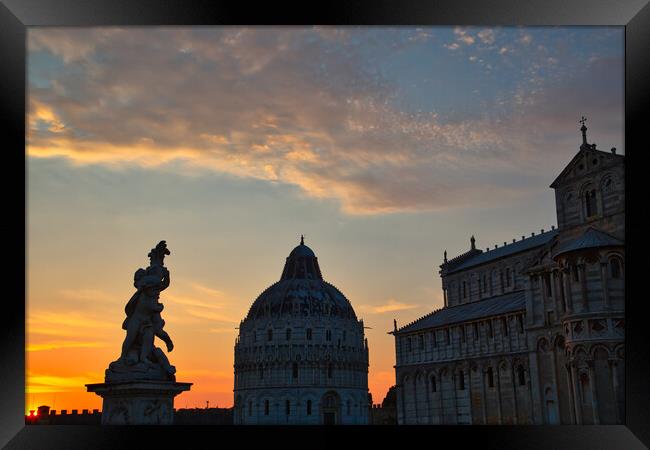Scenic view of leaning tower of Pisa and Pisa cathedral, Italy Framed Print by Elijah Lovkoff