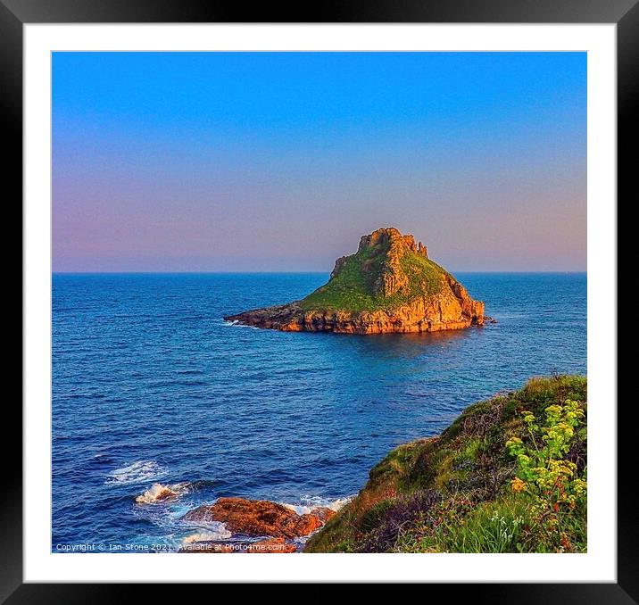 Thatcher Rock  Framed Mounted Print by Ian Stone