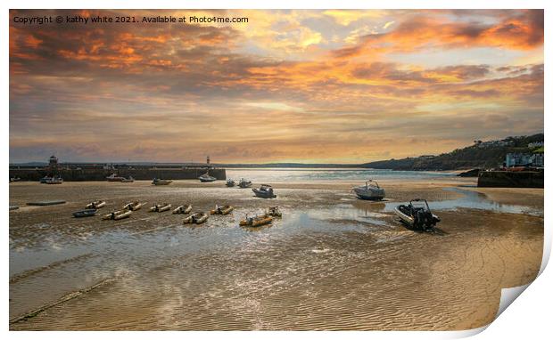  st Ives harbour lighthouse, sunrise Print by kathy white