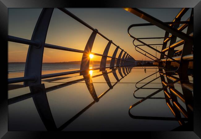 A seat at sunset Framed Print by Leighton Collins