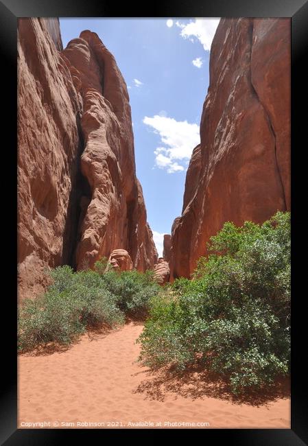 Narrow Canyon path, Arches National Park Framed Print by Sam Robinson