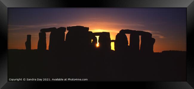 Stonehenge Dorset, Panoramic. Framed Print by Sandra Day