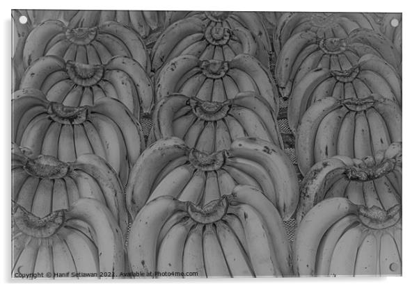 Banana bunches in symmetric order and in grey. Acrylic by Hanif Setiawan