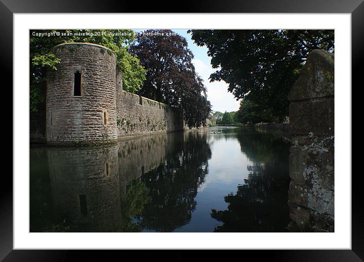 The bishops palace moat Framed Mounted Print by Sean Wareing