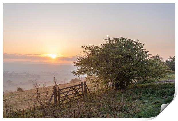 Majestic sunrise over Ivinghoe Beacon Print by Graham Custance