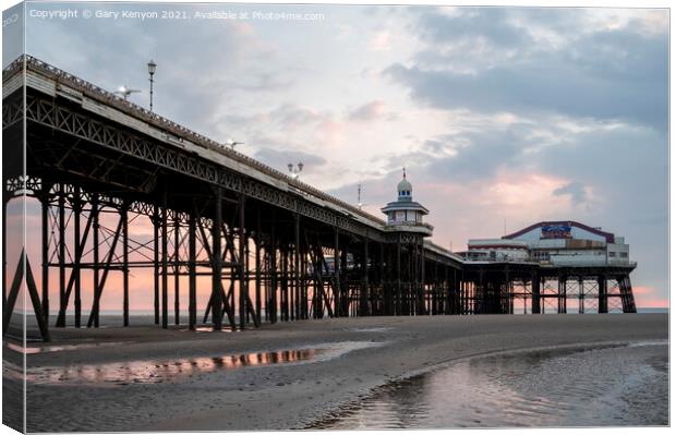 North Pier in Blackpool at sunset Canvas Print by Gary Kenyon