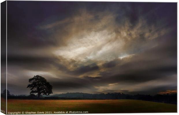 Storm clouds on the way Canvas Print by Stephen Davis