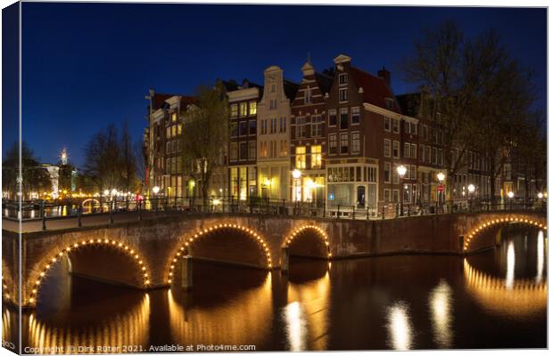 Keizersgracht at night Canvas Print by Dirk Rüter