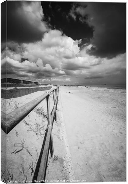 Sutton-on-Sea Beach in Monochrome Canvas Print by That Foto