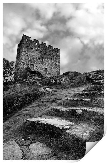 Dolwyddelan Castle Print by Tony Bates