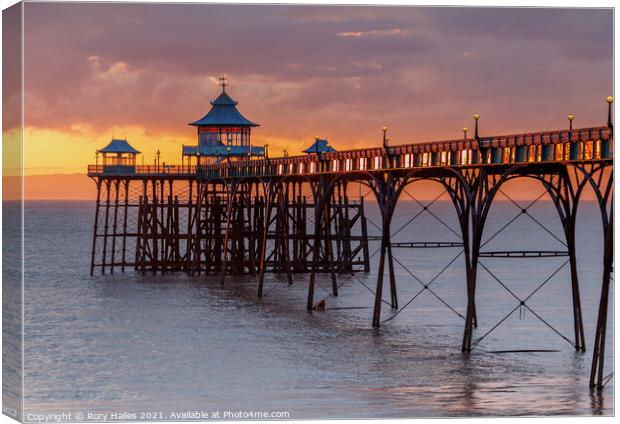 Clevedon pier at sunset Canvas Print by Rory Hailes