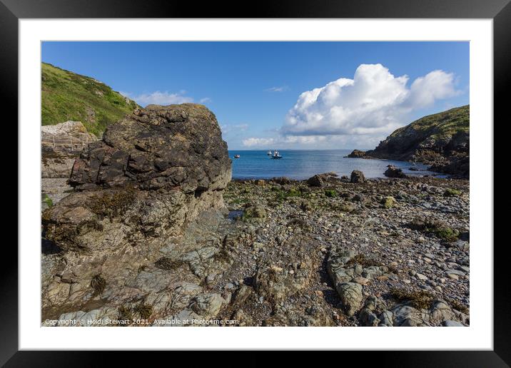 Martin's Haven in Pembrokeshire, West Wales Framed Mounted Print by Heidi Stewart