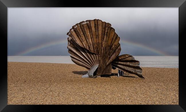 A rainbow and a scallop - Aldeburgh beach Framed Print by Gary Pearson