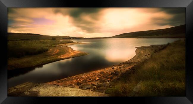 BE0013W - Withens Clough Reservoir - Wide Framed Print by Robin Cunningham
