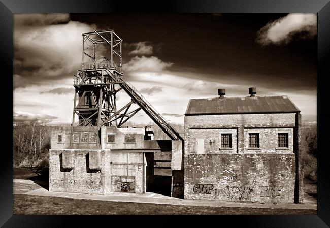 Barnsley Main Colliery  Framed Print by Darren Galpin