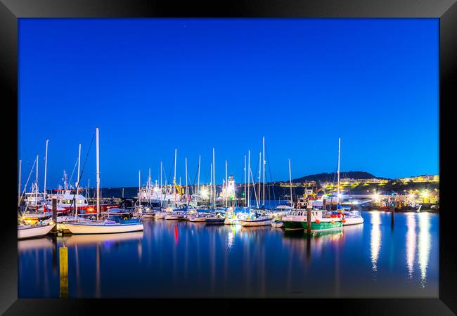 Scarborough harbour at night Framed Print by chris smith