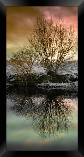 RC0004W - The First Sprinkling - Wide Framed Print by Robin Cunningham