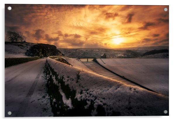GM0014S - A Frozen Butterley Reservoir - Standard Acrylic by Robin Cunningham