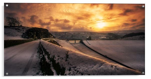 GM0014W - A Frozen Butterley Reservoir - Wide Acrylic by Robin Cunningham