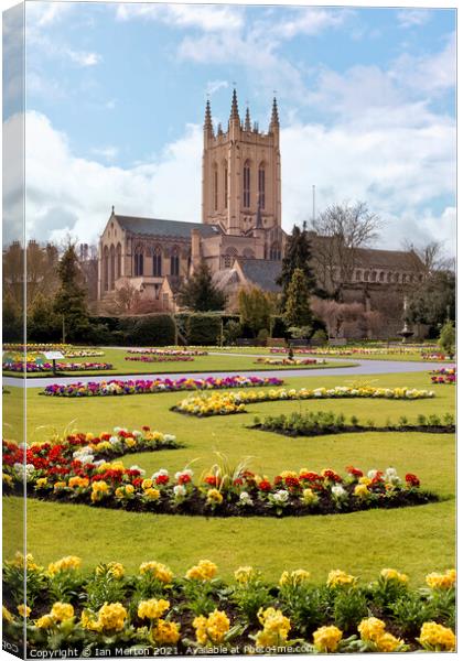 Bury St Edmunds Cathedral Canvas Print by Ian Merton