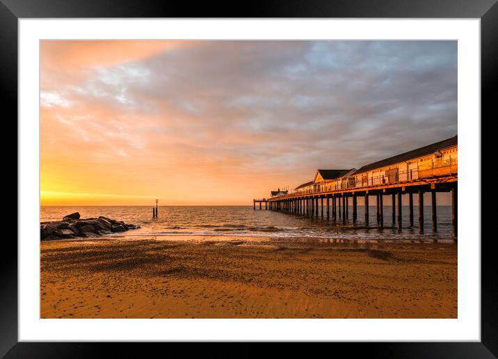 The Pier ar Southwold Suffolk  Framed Mounted Print by Robbie Spencer