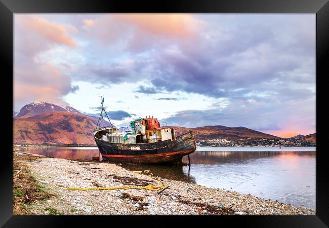 Corpach Shipwreck, Loch Linnhe, Fort William. Framed Print by chris smith