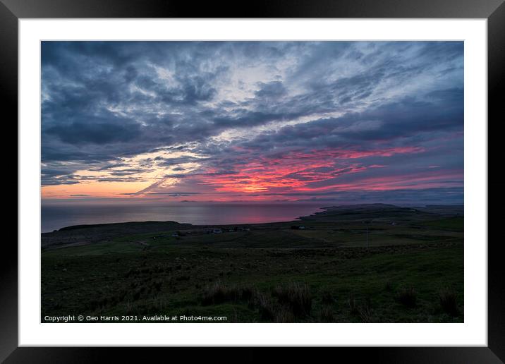 Skye sunset Framed Mounted Print by Geo Harris