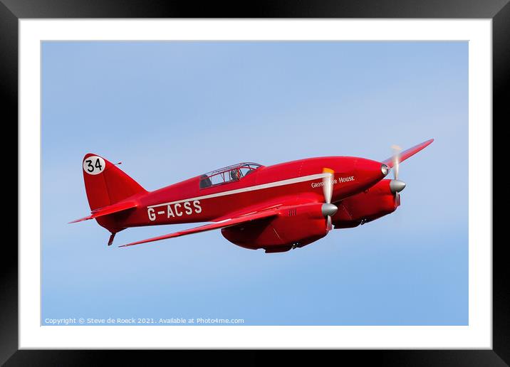 de Havilland Comet Racer. Framed Mounted Print by Steve de Roeck