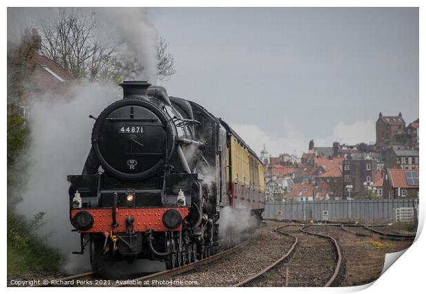 Getting steamed up on the North Yorkshire Moors Print by Richard Perks