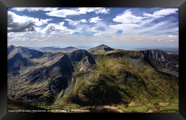 Snowdonia mountains Framed Print by John Henderson
