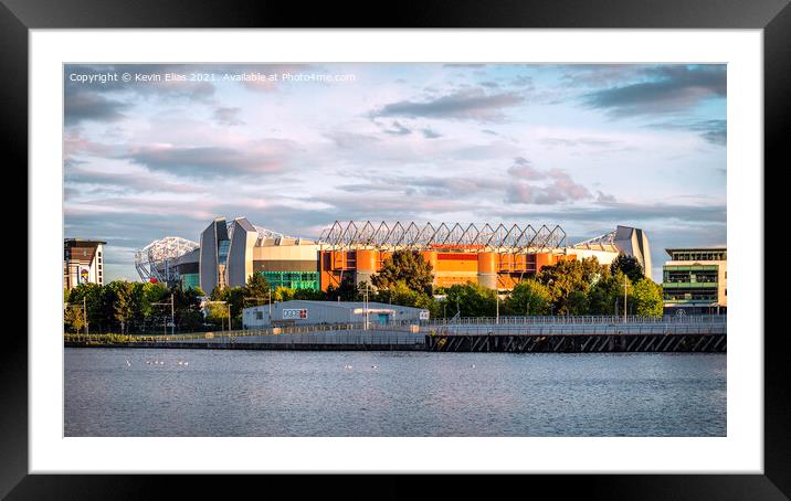 Manchester utd Framed Mounted Print by Kevin Elias
