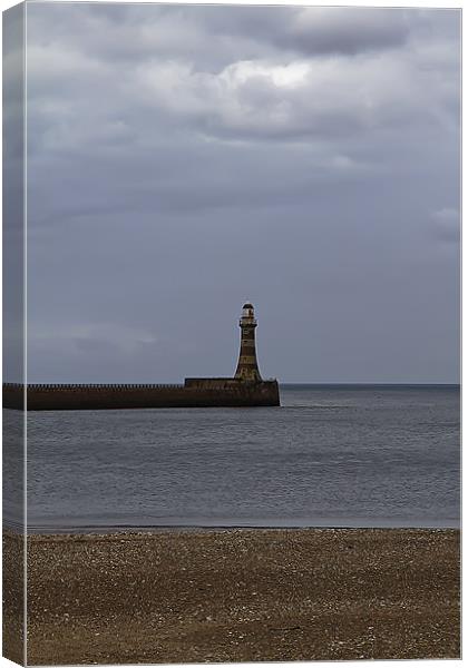 Piering at roker lighthouse Canvas Print by Northeast Images