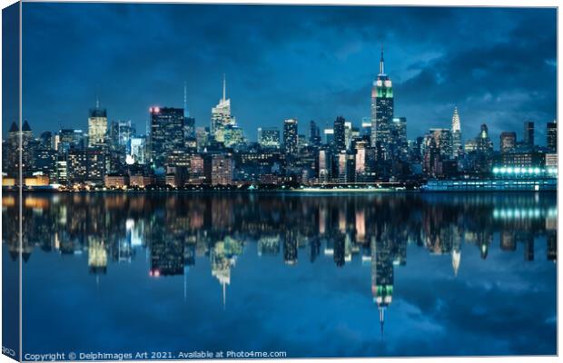 New York skyline with the Empire State Building Canvas Print by Delphimages Art