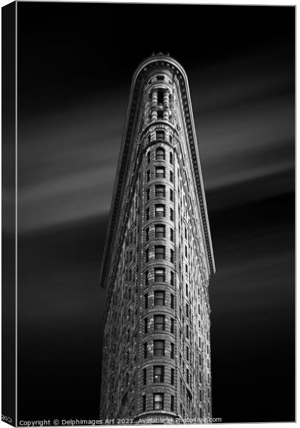 Flatiron building at night, New York, USA Canvas Print by Delphimages Art