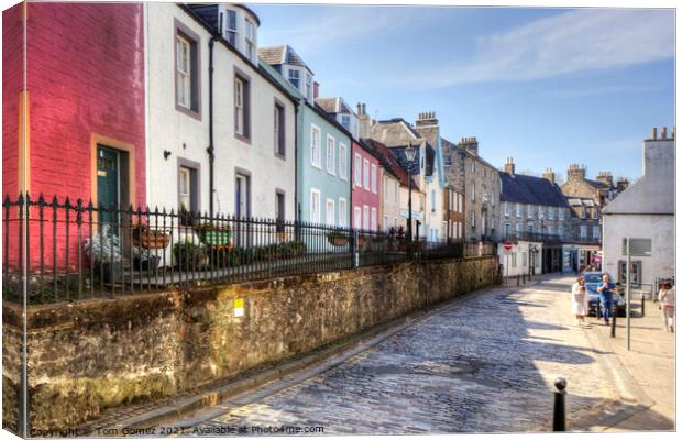 East Terrace and the High Street Canvas Print by Tom Gomez