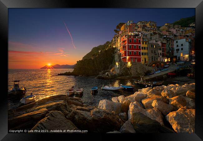 Riomaggiore in Cinque Terre at sunset, in Italy Framed Print by Luis Pina