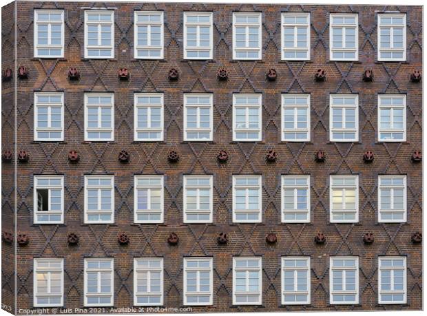 Chilehaus Chile House office building in Hamburg Canvas Print by Luis Pina