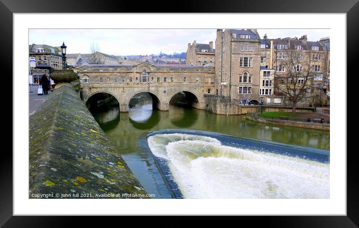 Pulteney Bridge at Bath in England, UK. Framed Mounted Print by john hill