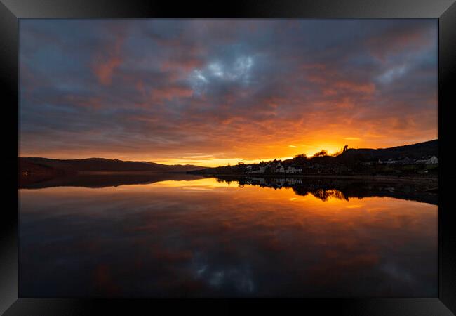 Winter Sunset on Loch Fyne Framed Print by Rich Fotografi 