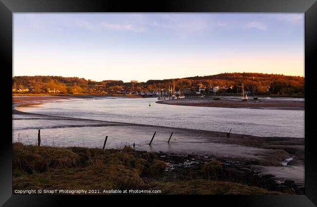 Winter sunset over the River Dee estuary at low tide at Kirkcudbright Harbour Framed Print by SnapT Photography